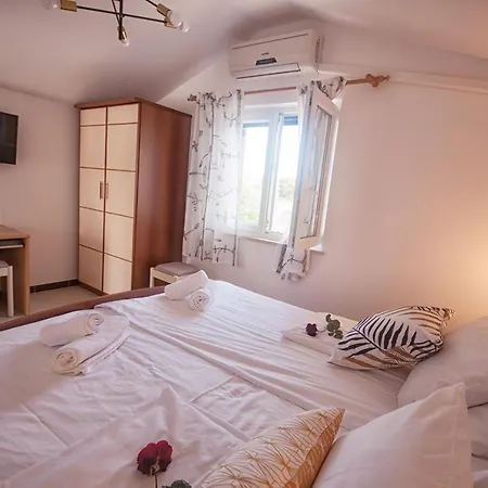 Katarina Porat Apartment