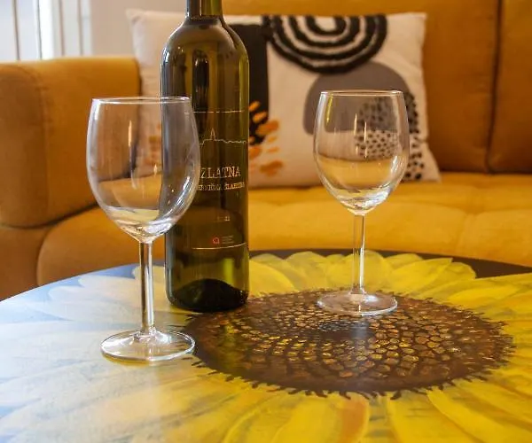 Katarina Porat Lägenhet *